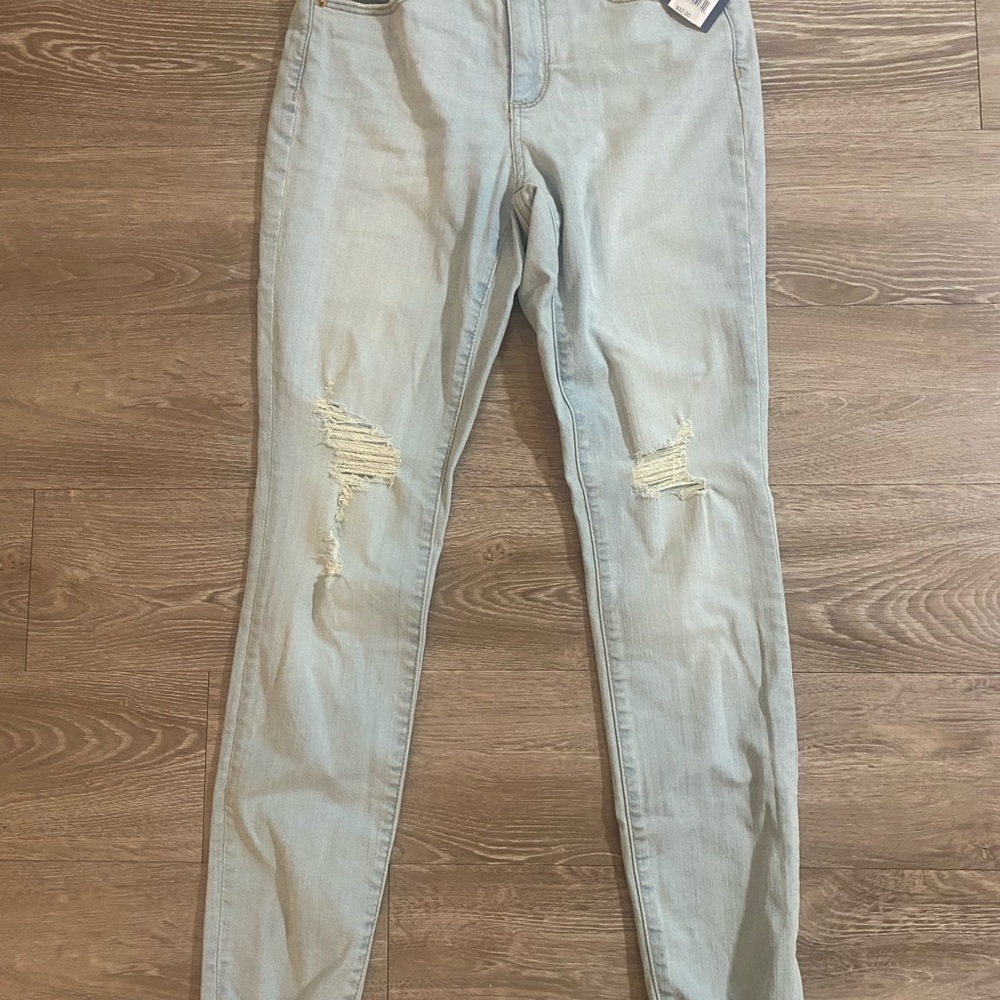 NWT Universal Thread Skinny Jeans - Picture 3 of 8
